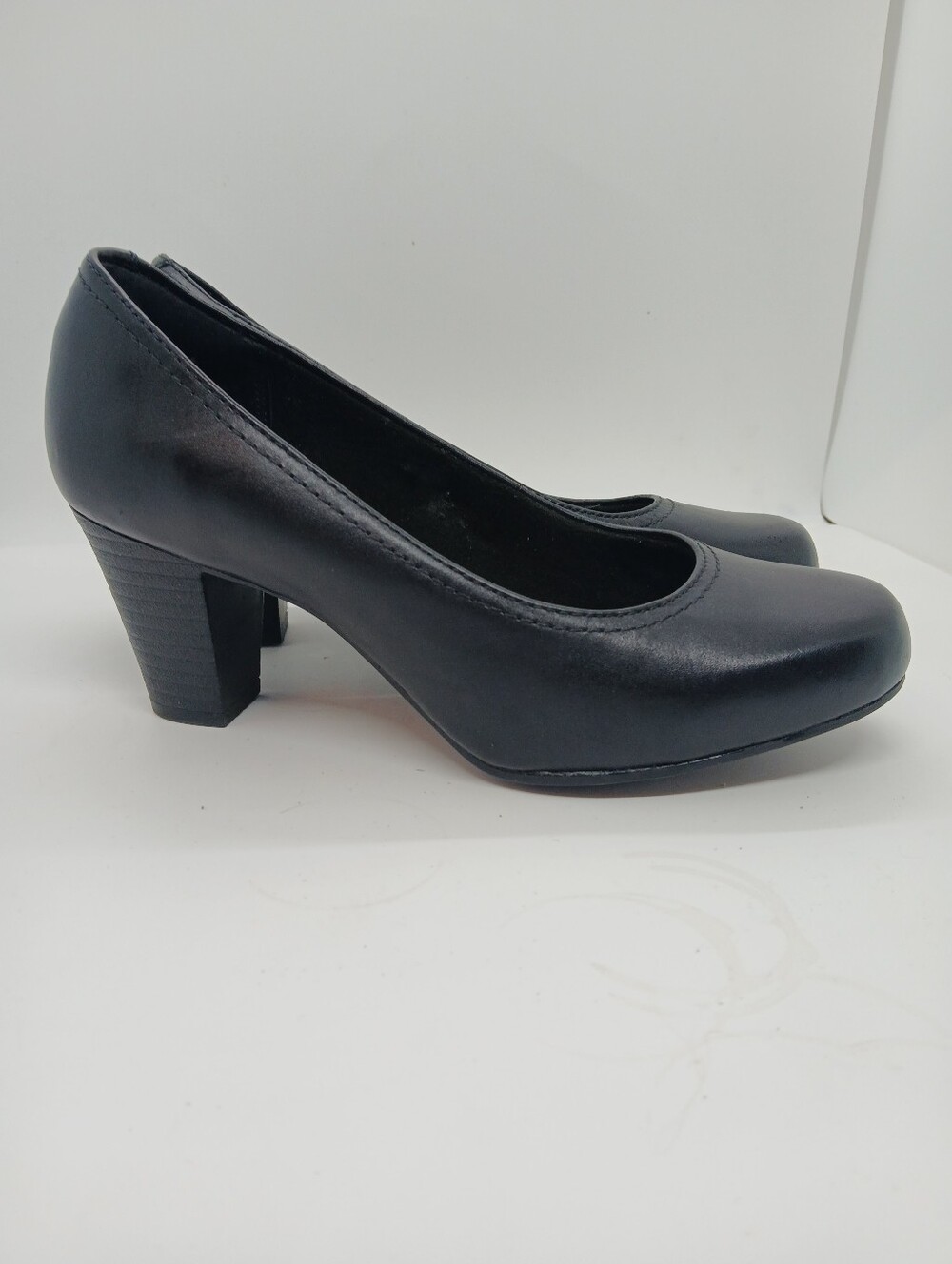 ​Clarks Shaya Poppy Black Leather Pumps Bendables Comfort Heels 7M